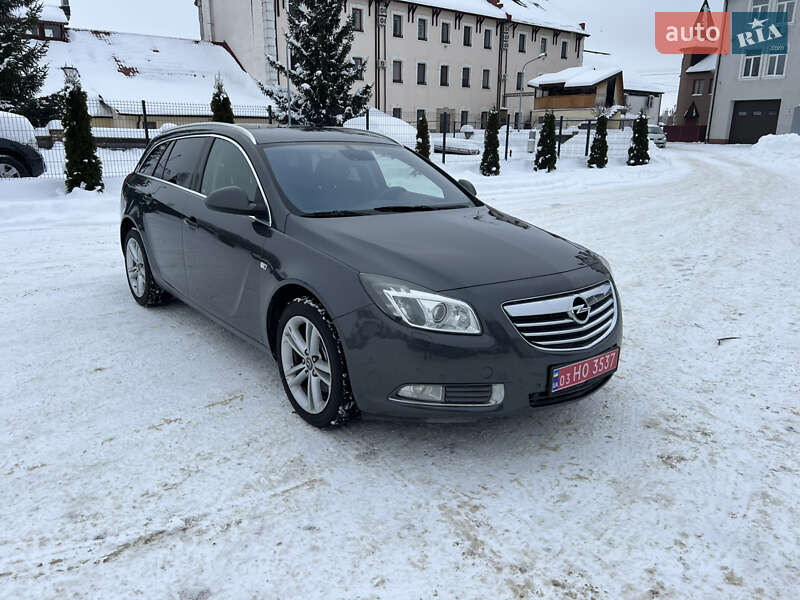 Универсал Opel Insignia 2011 в Бродах