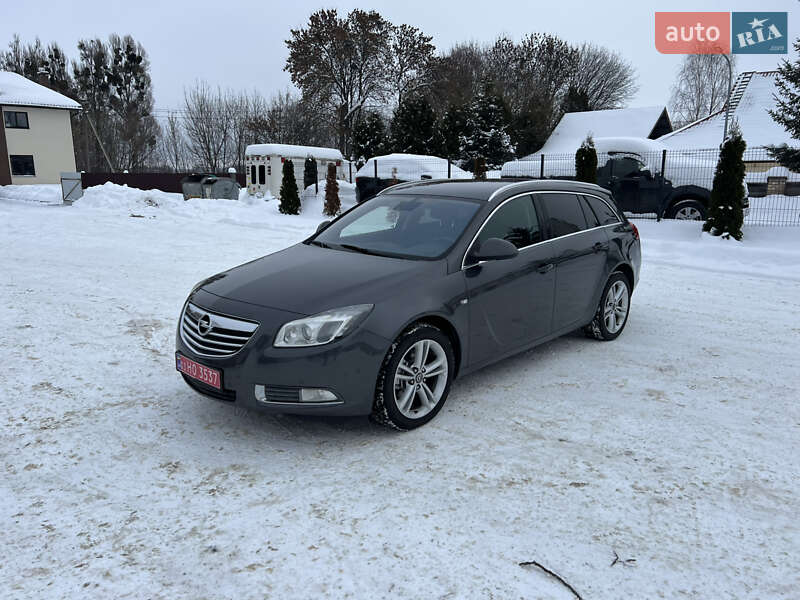 Универсал Opel Insignia 2011 в Бродах
