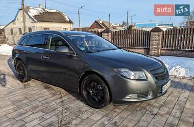 Універсал Opel Insignia 2009 в Києві