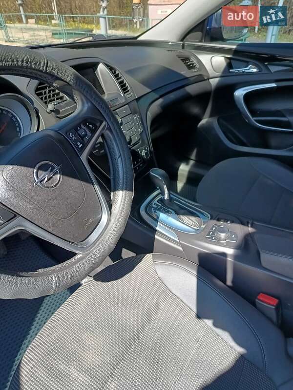 Универсал Opel Insignia 2012 в Млинове