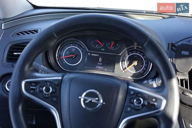 Универсал Opel Insignia 2015 в Коростышеве