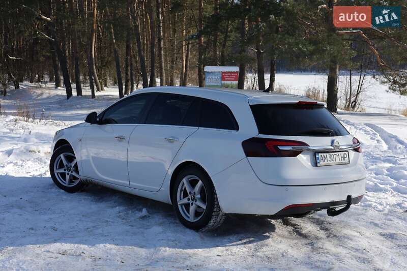 Универсал Opel Insignia 2015 в Коростышеве