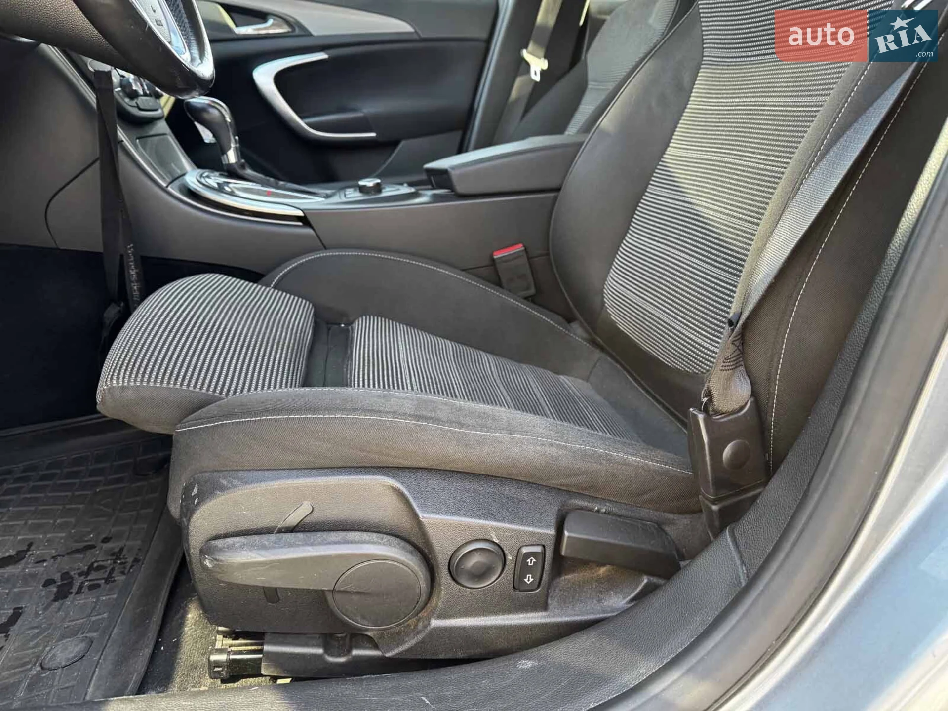 2013 Opel Insignia - мініатюра 16