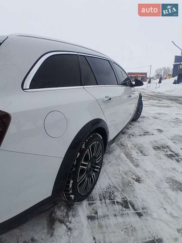 Универсал Opel Insignia 2015 в Рогатине