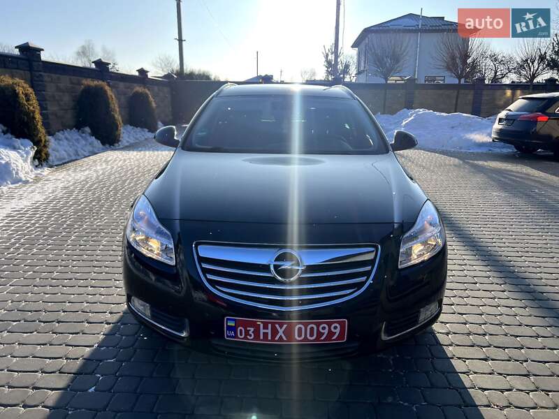 Универсал Opel Insignia 2010 в Луцке