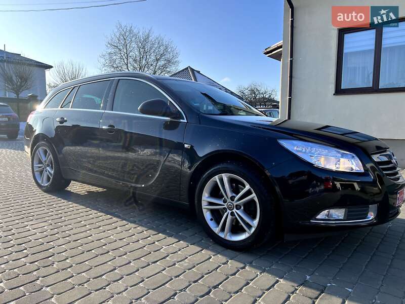 Универсал Opel Insignia 2010 в Луцке