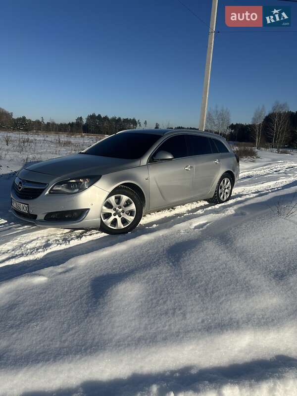 Универсал Opel Insignia 2014 в Киеве