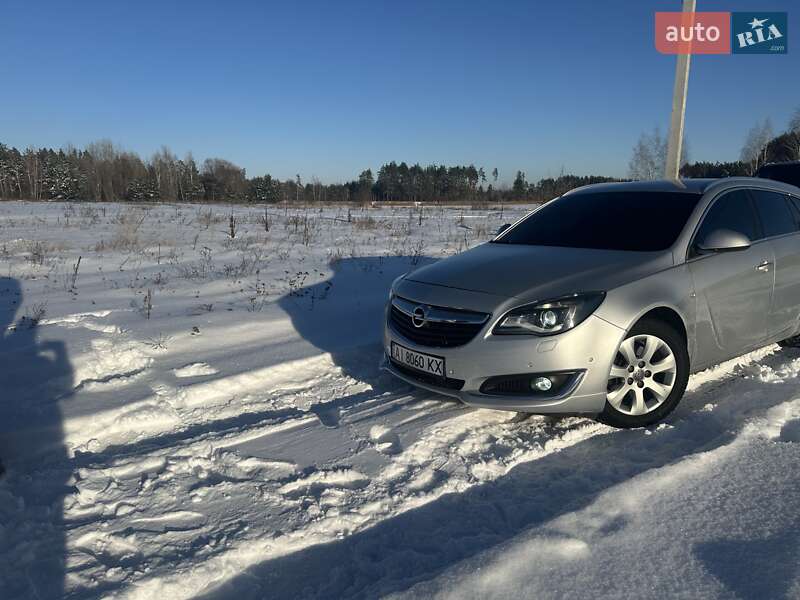 Универсал Opel Insignia 2014 в Киеве