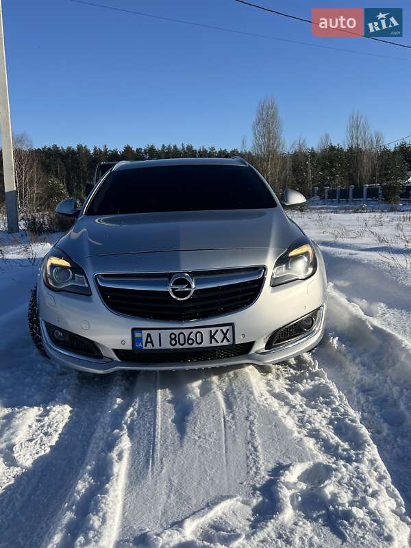 Универсал Opel Insignia 2014 в Киеве