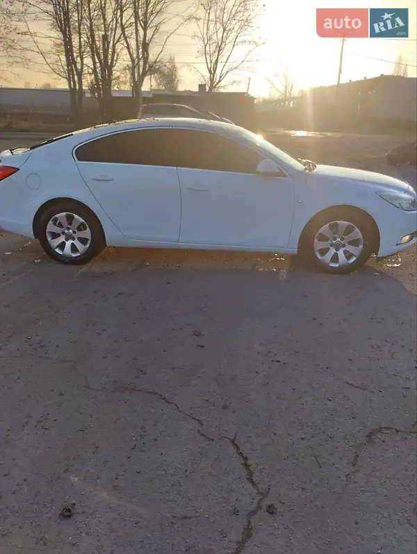 Opel Insignia 2011