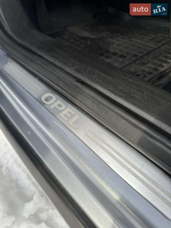 Универсал Opel Insignia 2009 в Ивано-Франково фото 34 Универсал Opel Insignia 2009 в Ивано-Франково
