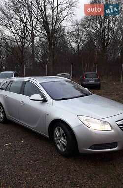 Універсал Opel Insignia 2010 в Черкасах