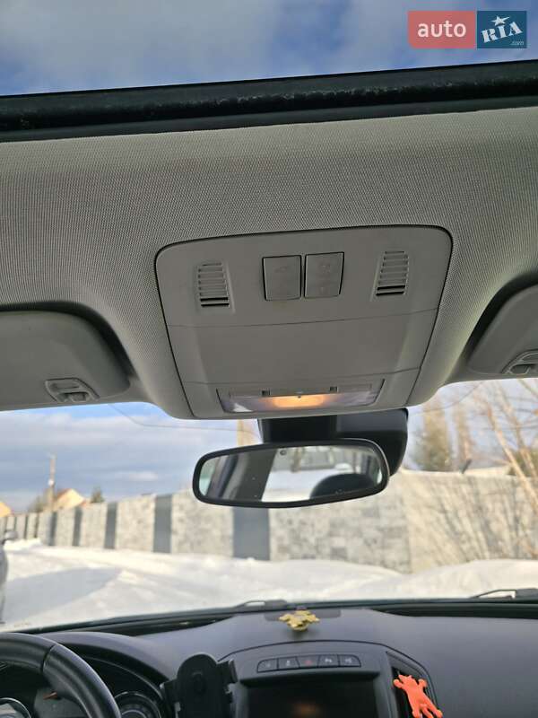 Универсал Opel Insignia 2014 в Звягеле фото 13 Универсал Opel Insignia 2014 в Звягеле