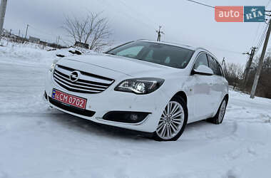 Универсал Opel Insignia 2015 в Киеве