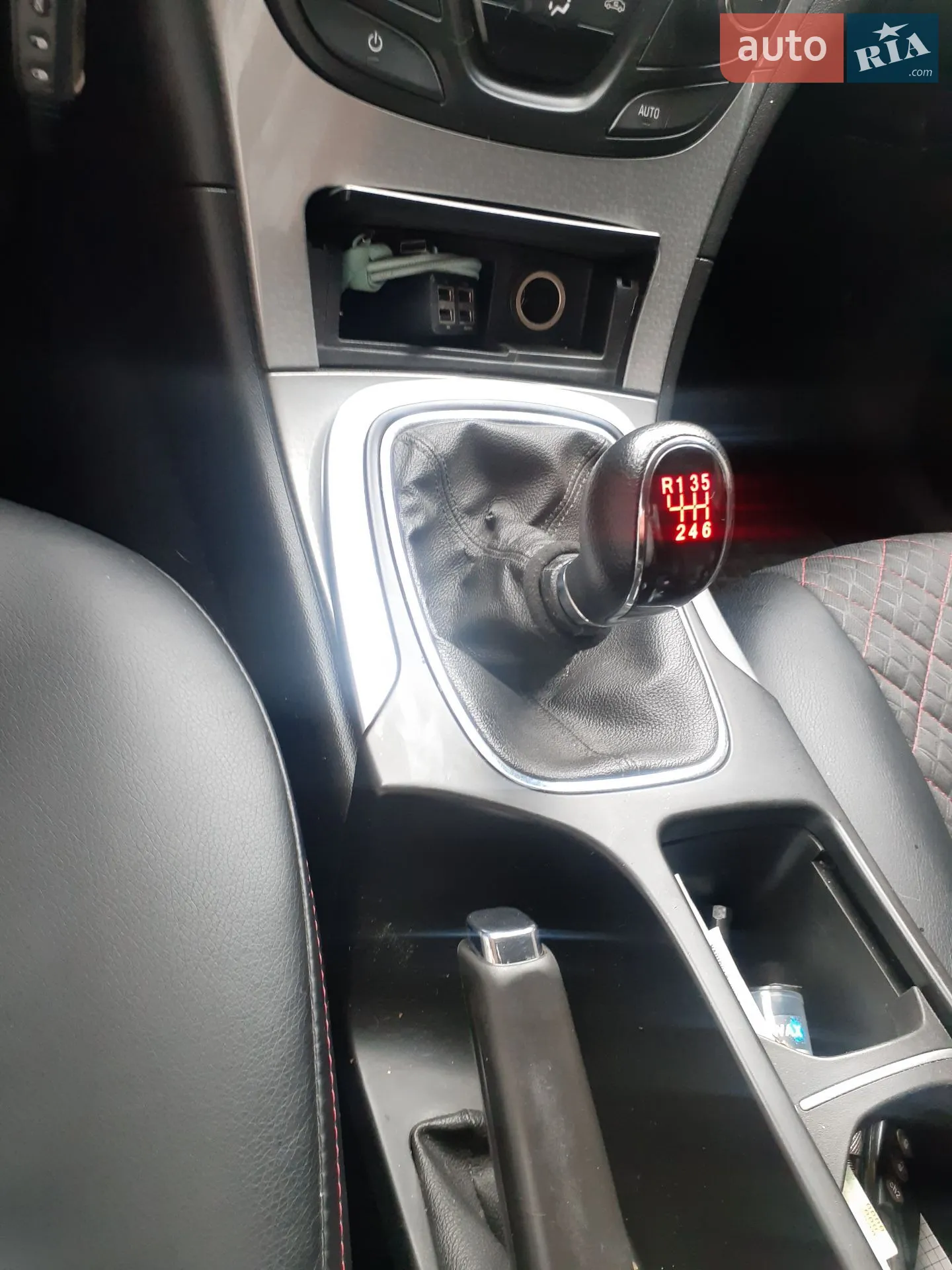 2013 Opel Insignia - мініатюра 12
