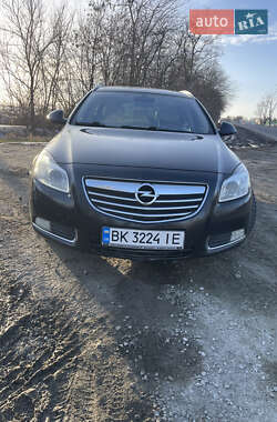 Універсал Opel Insignia 2010 в Умані
