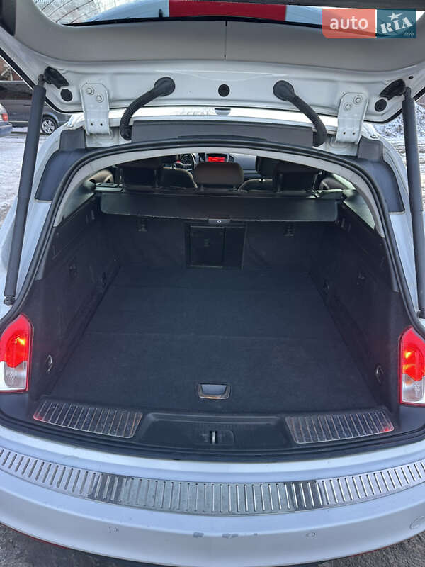 Универсал Opel Insignia 2012 в Городке