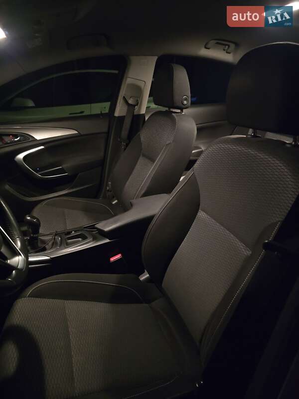 Седан Opel Insignia 2017 в Киеве