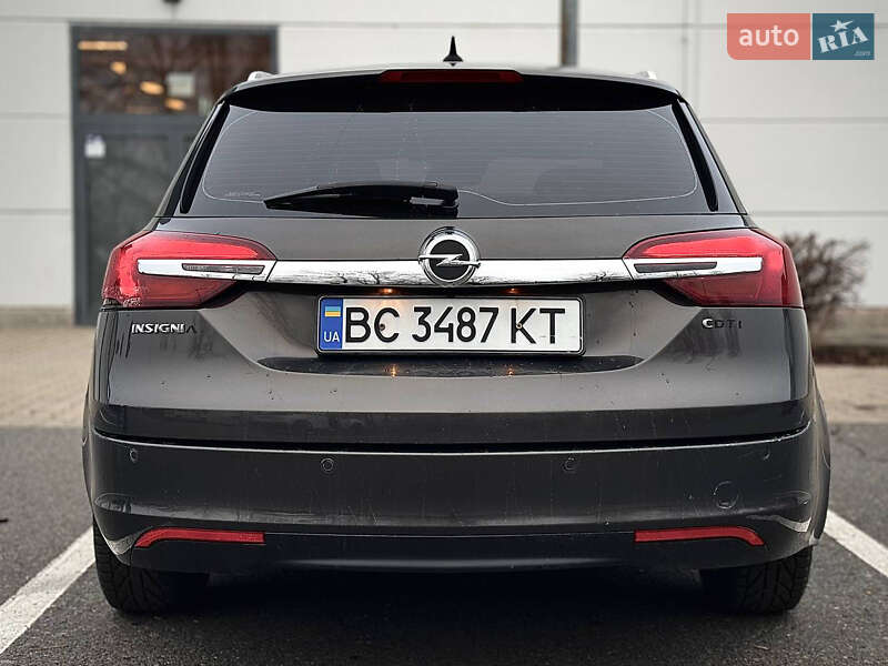Универсал Opel Insignia 2015 в Самборе