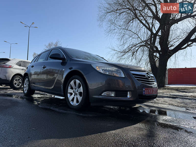 Универсал Opel Insignia 2009 в Борисполе