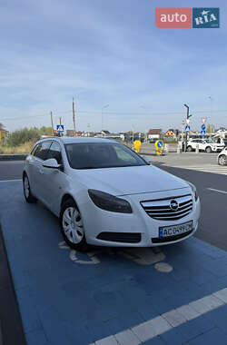 Универсал Opel Insignia 2012 в Луцке