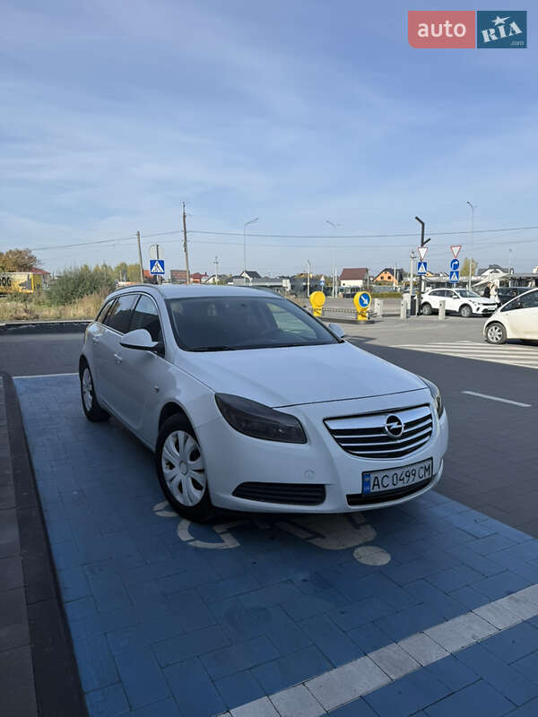 Opel Insignia 2012