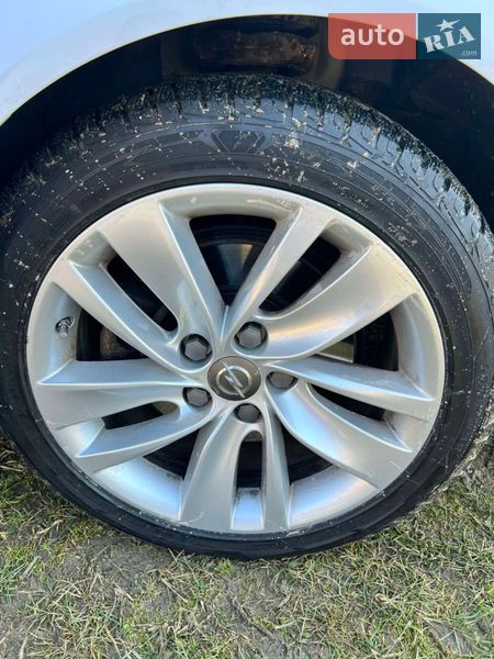 Универсал Opel Insignia 2014 в Запорожье