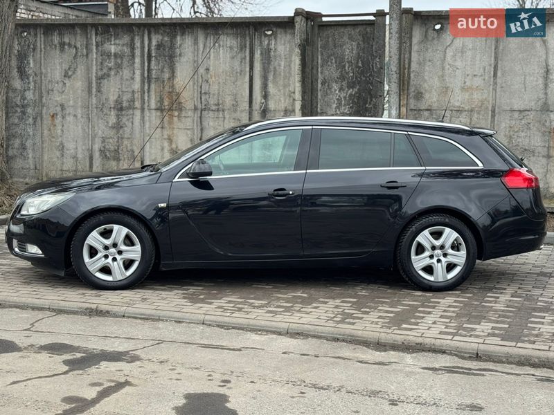 Универсал Opel Insignia 2009 в Лубнах
