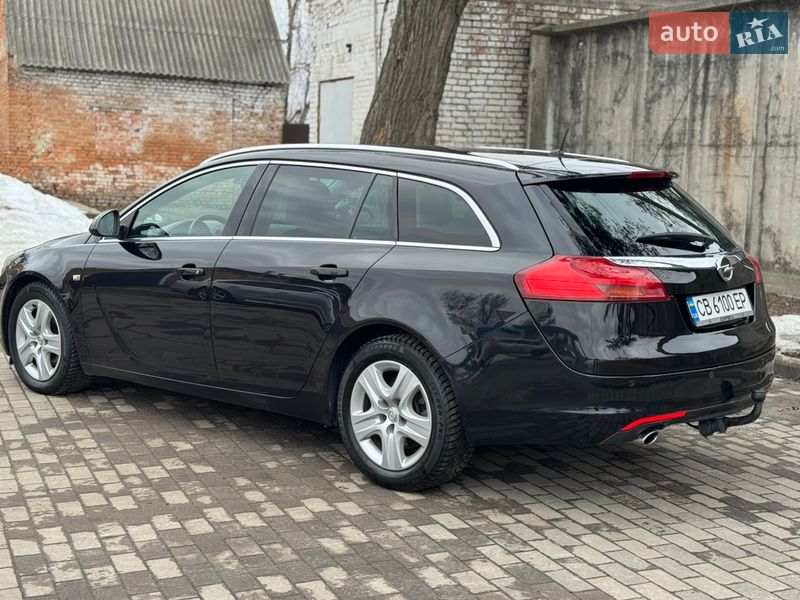 Универсал Opel Insignia 2009 в Лубнах