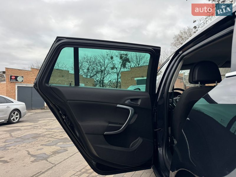 Универсал Opel Insignia 2009 в Лубнах