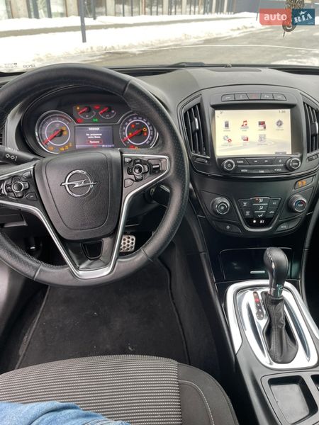 Седан Opel Insignia 2016 в Львове