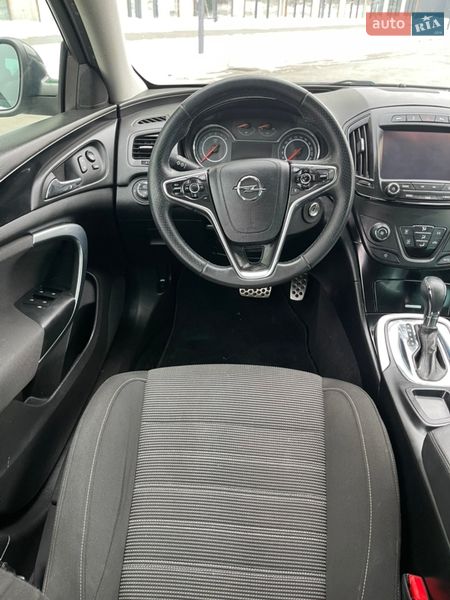 Седан Opel Insignia 2016 в Львове