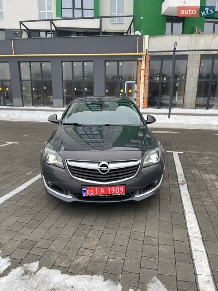 Седан Opel Insignia 2016 в Львове