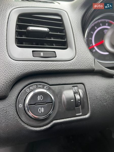 Седан Opel Insignia 2016 в Львове