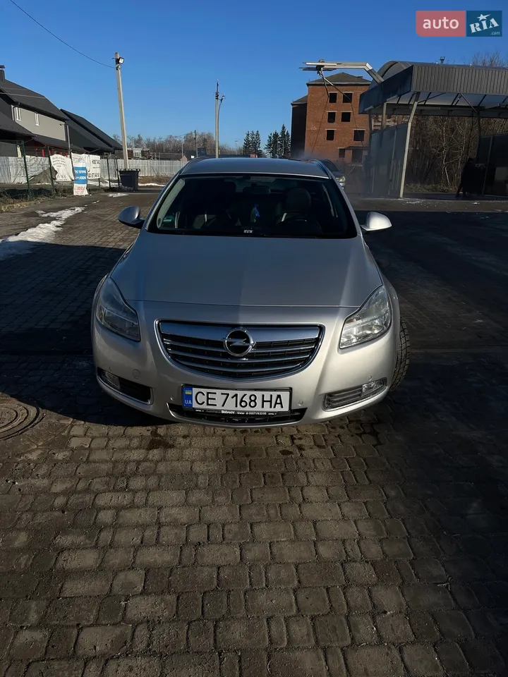 2010 Opel Insignia - мініатюра 11