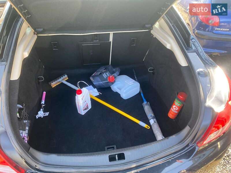 Универсал Opel Insignia 2013 в Луцке