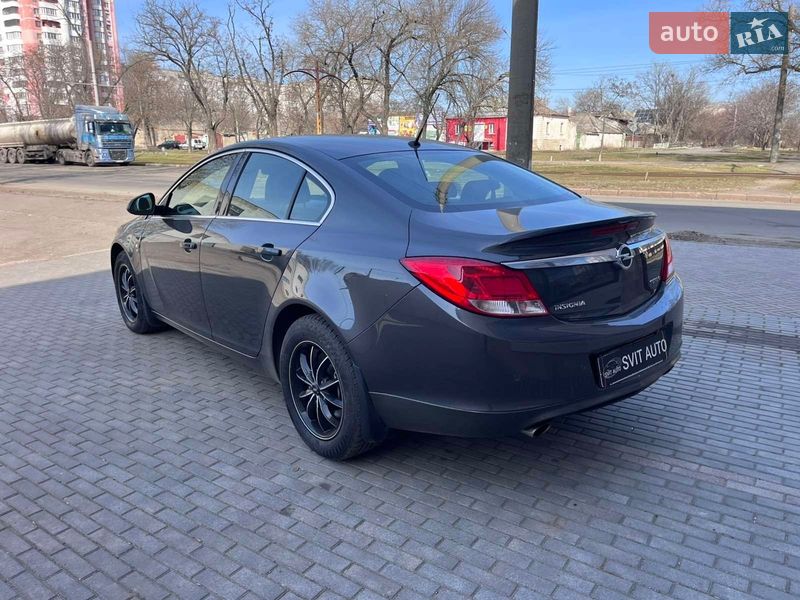Седан Opel Insignia 2011 в Николаеве