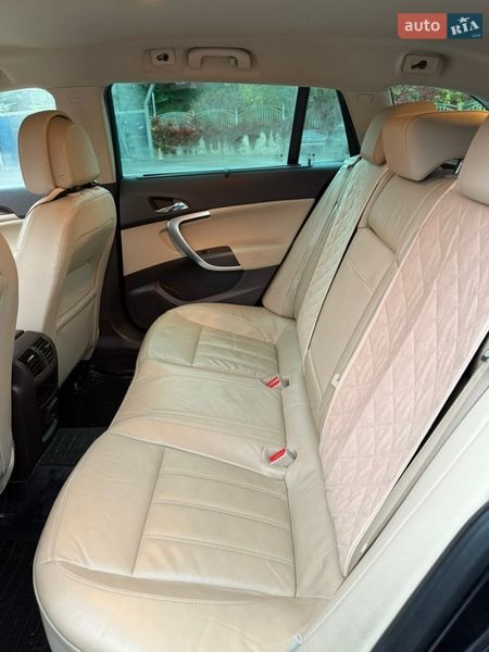 Универсал Opel Insignia 2009 в Тернополе