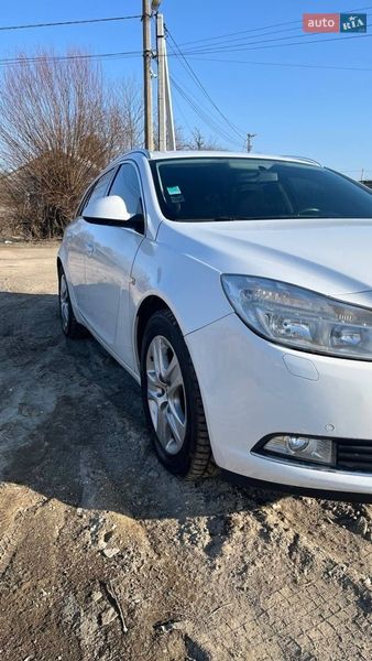 Универсал Opel Insignia 2009 в Львове