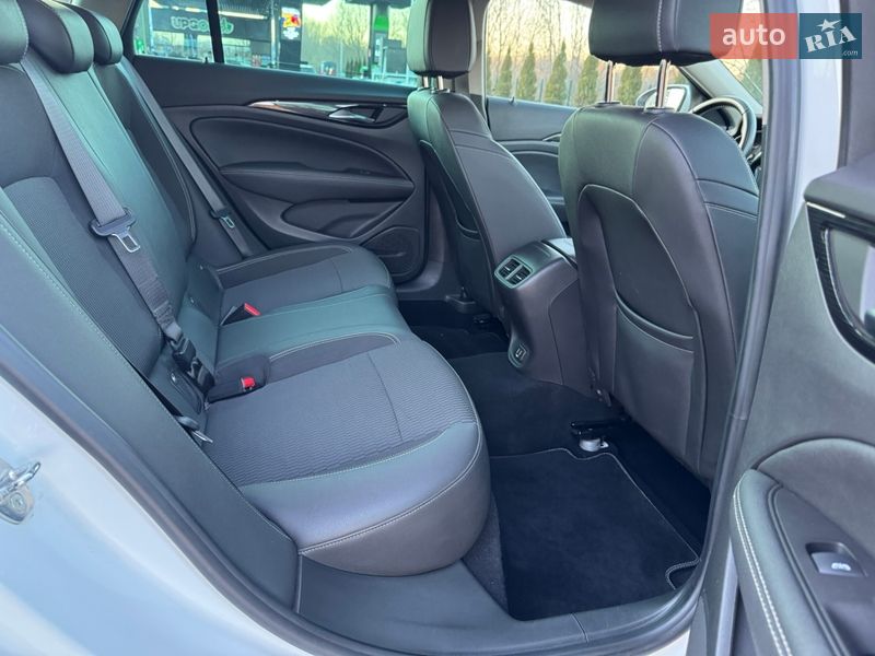 Универсал Opel Insignia 2019 в Хмельницком