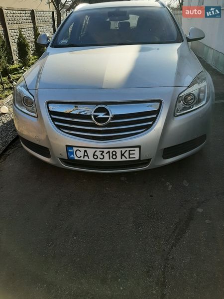 Универсал Opel Insignia 2010 в Золотоноше