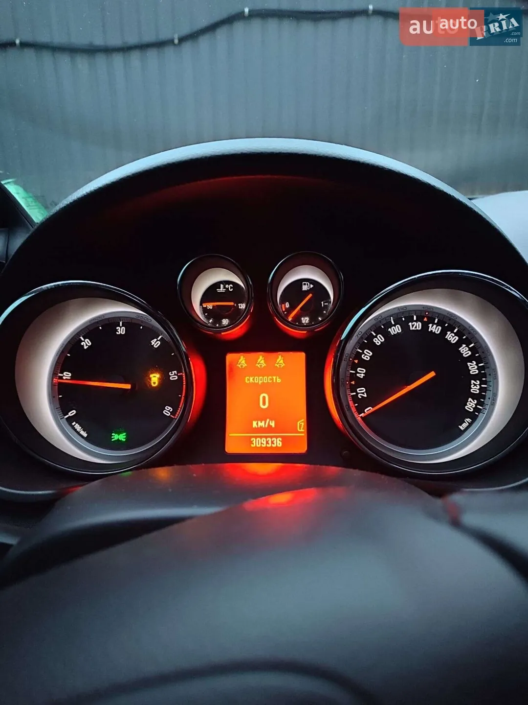 2010 Opel Insignia - мініатюра 19