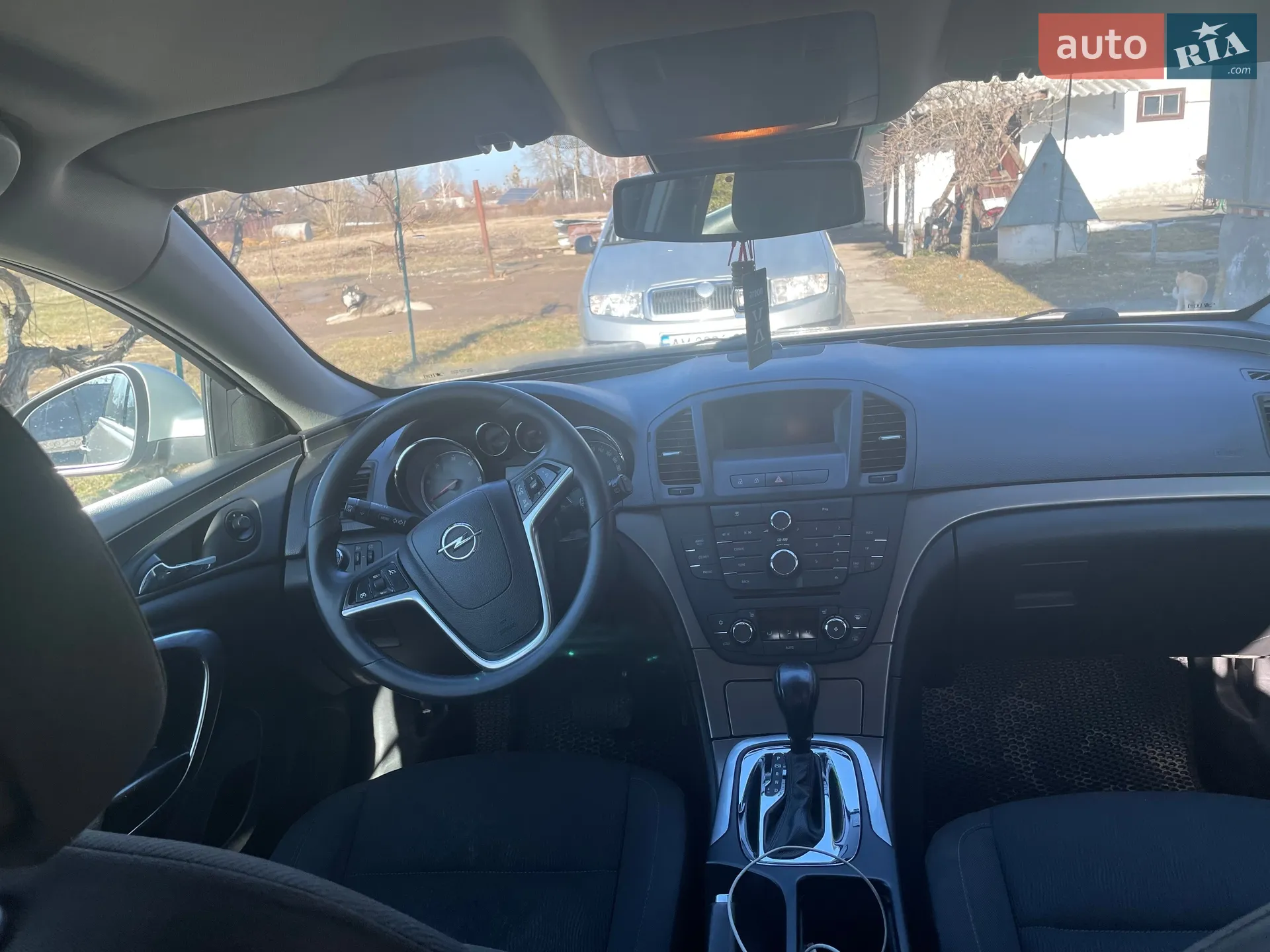 2010 Opel Insignia - мініатюра 4