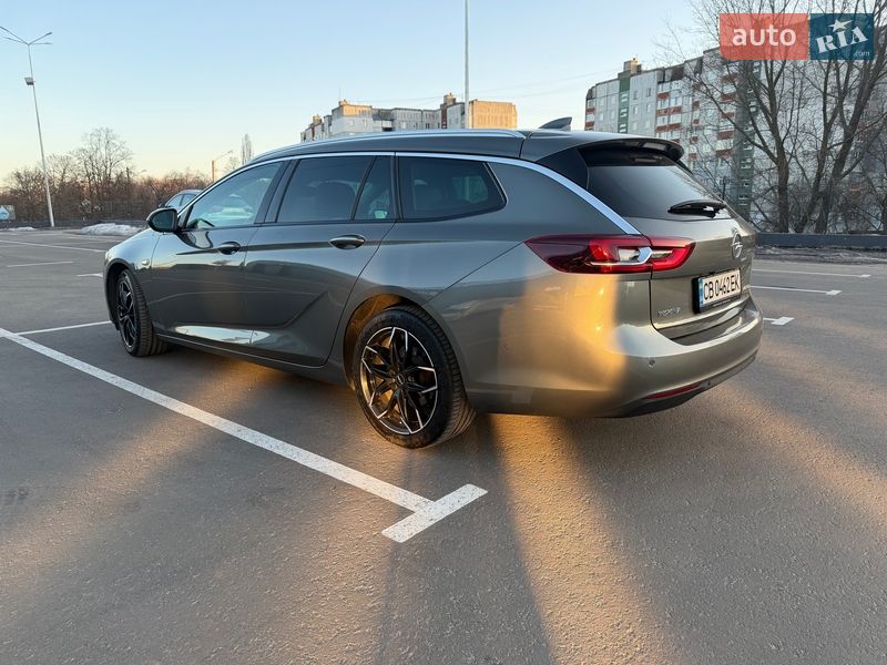 Универсал Opel Insignia 2017 в Чернигове