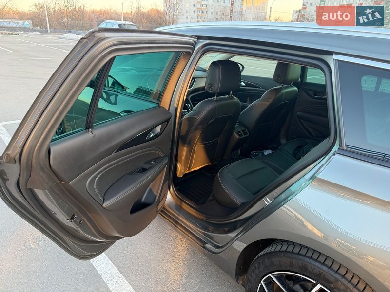 Универсал Opel Insignia 2017 в Чернигове