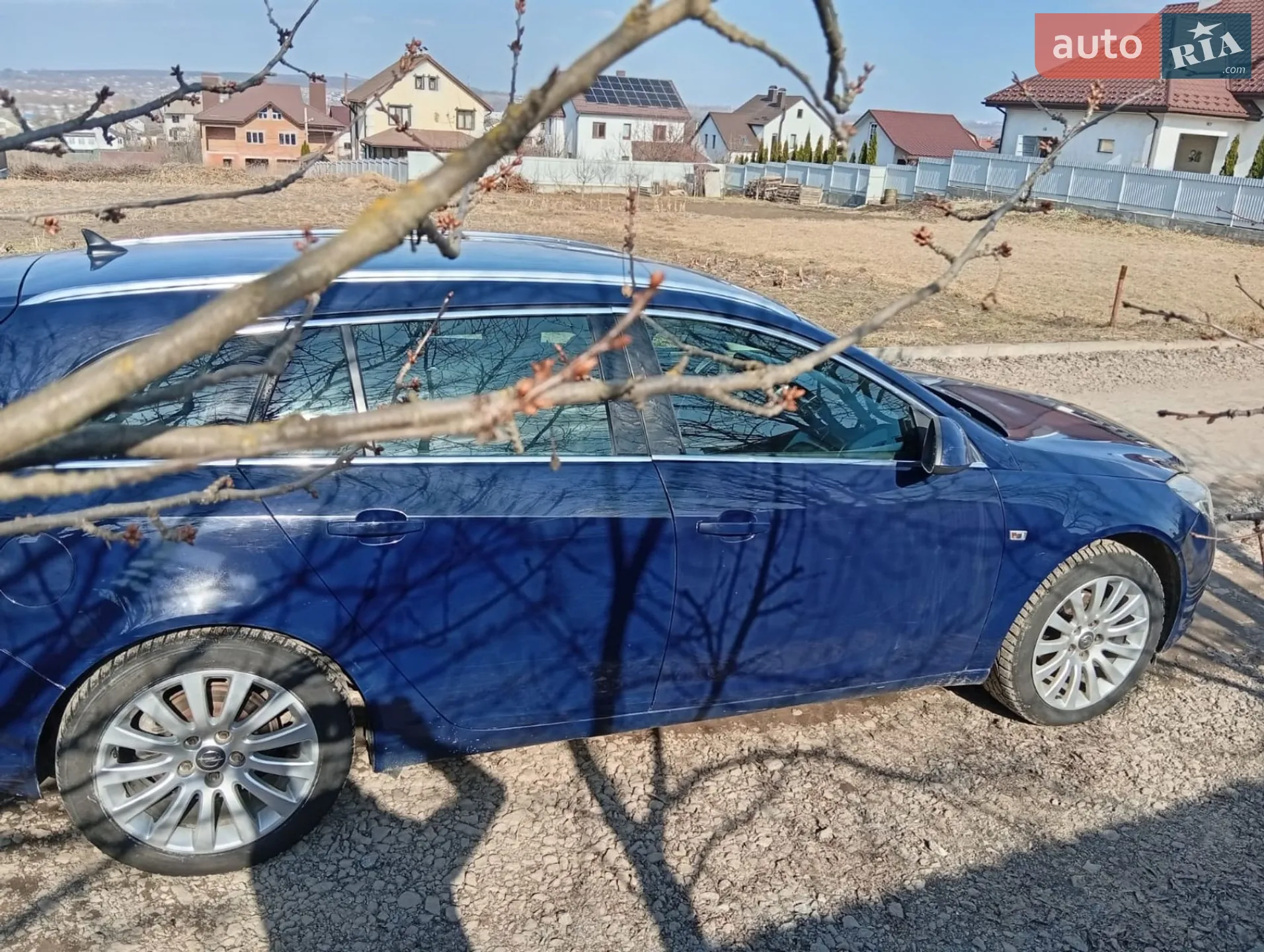2010 Opel Insignia - мініатюра 5