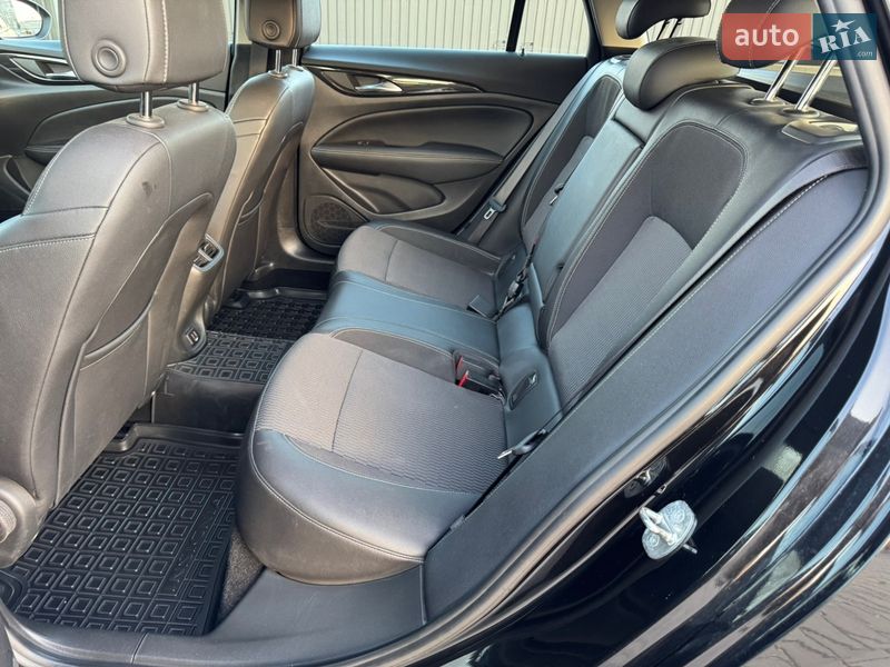 Универсал Opel Insignia 2020 в Хмельницком