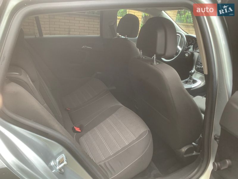 Универсал Opel Insignia 2010 в Виннице