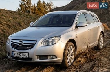 Універсал Opel Insignia 2013 в Києві