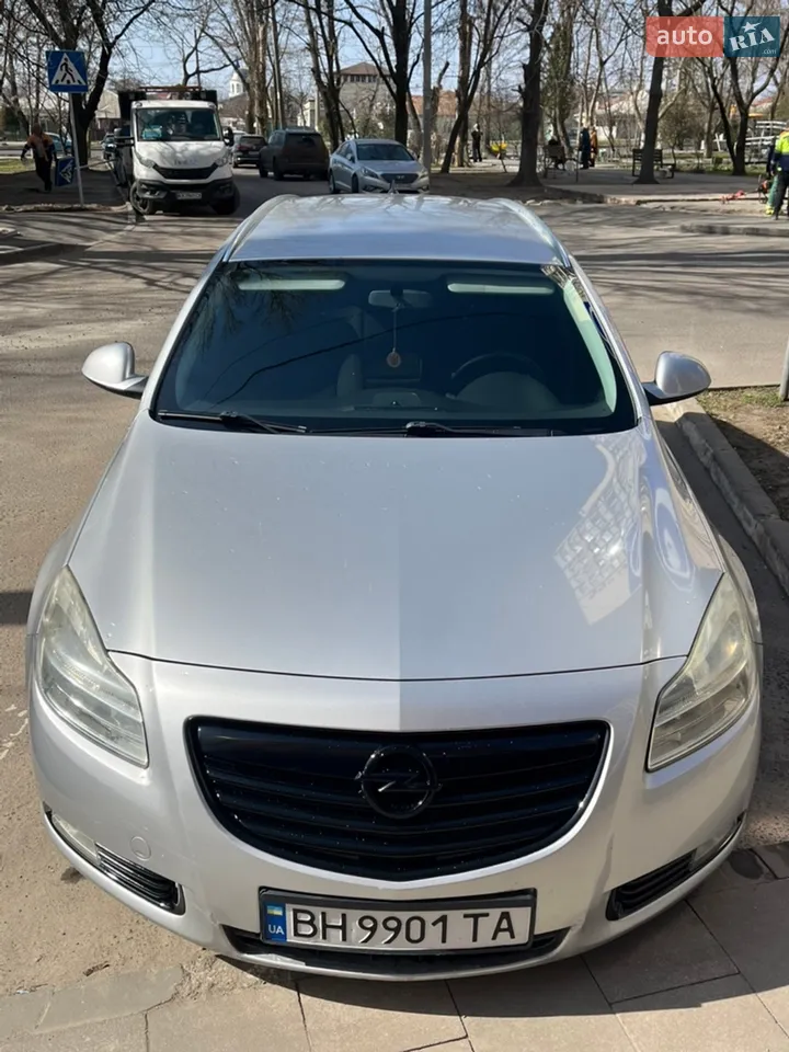 2010 Opel Insignia - мініатюра 14